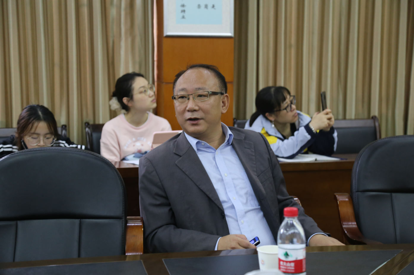 MK体育官网