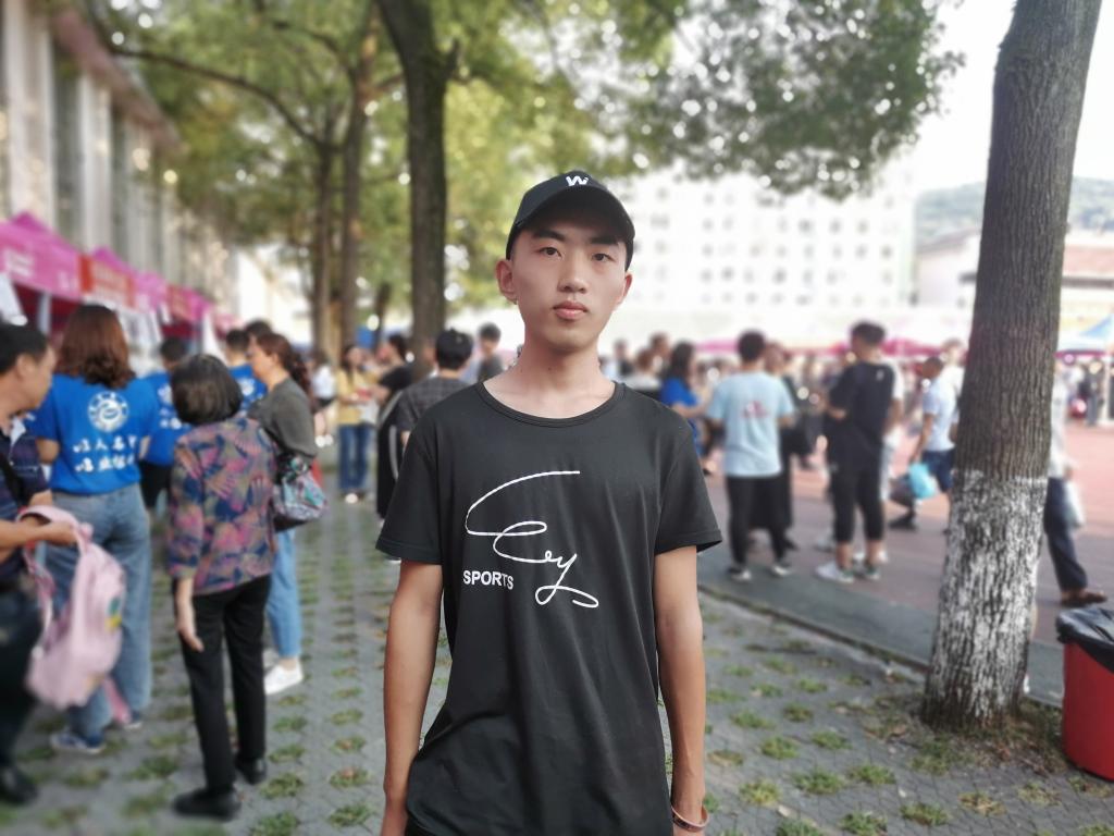 MK体育官网