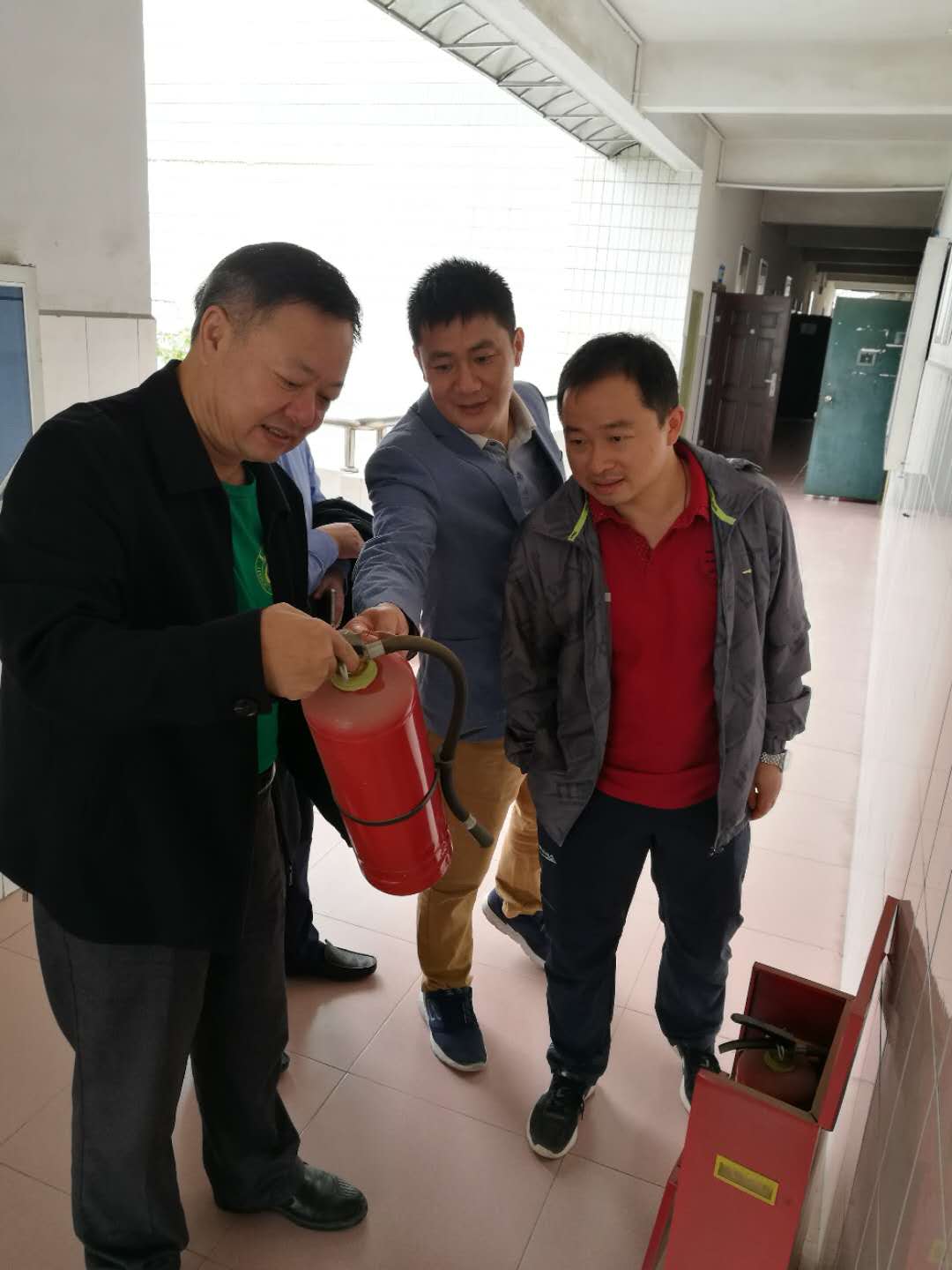 MK体育官网
