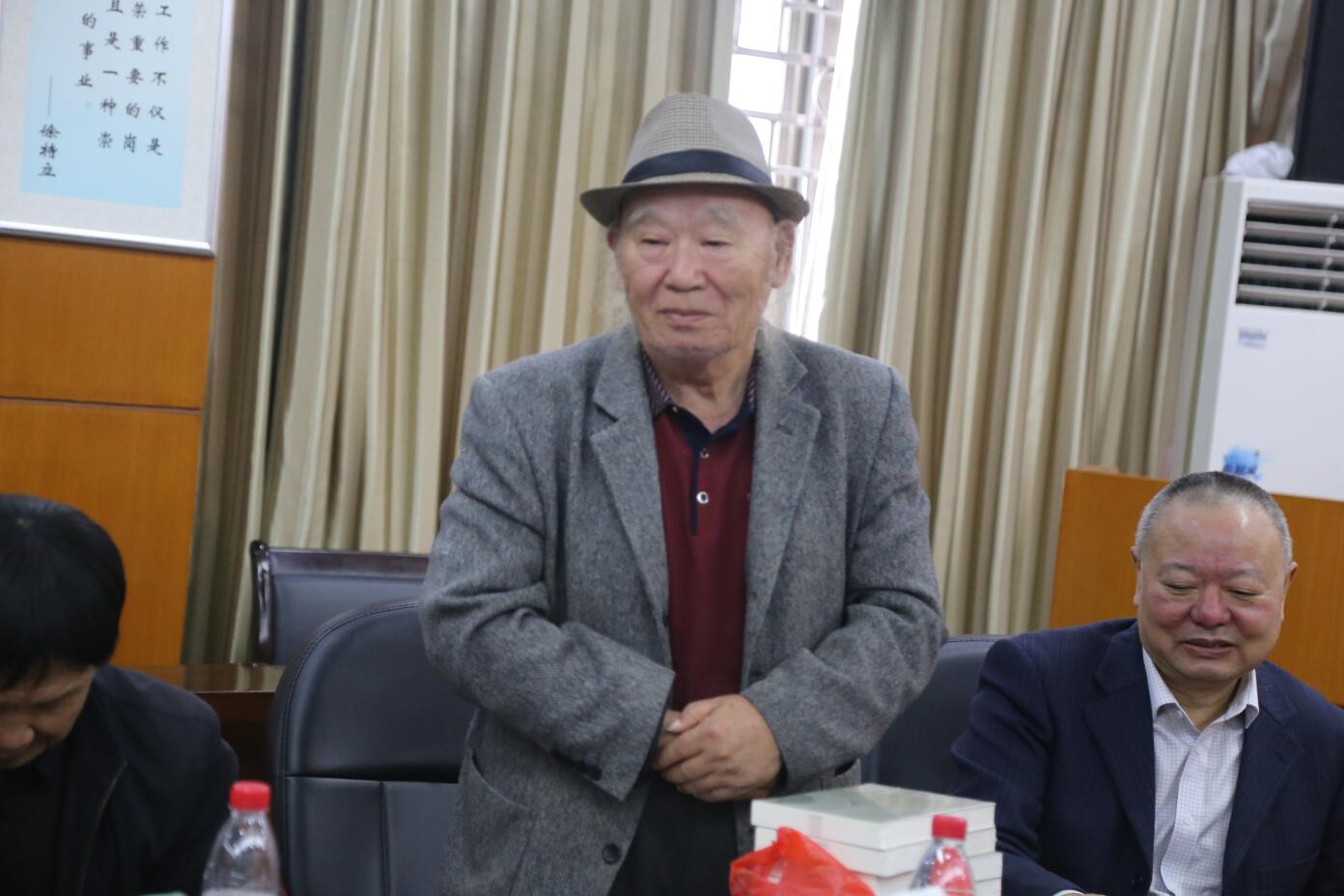 MK体育官网