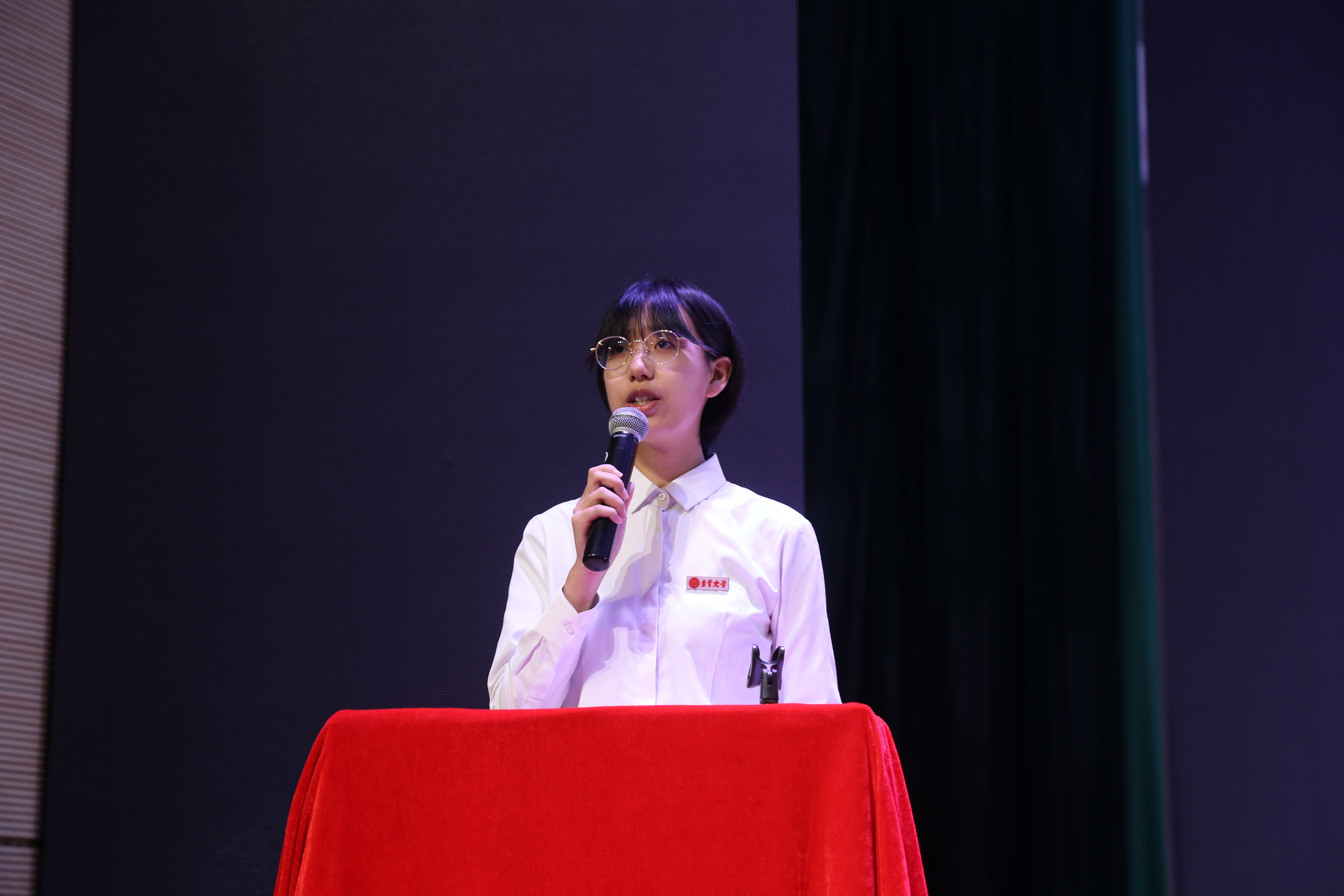MK体育官网