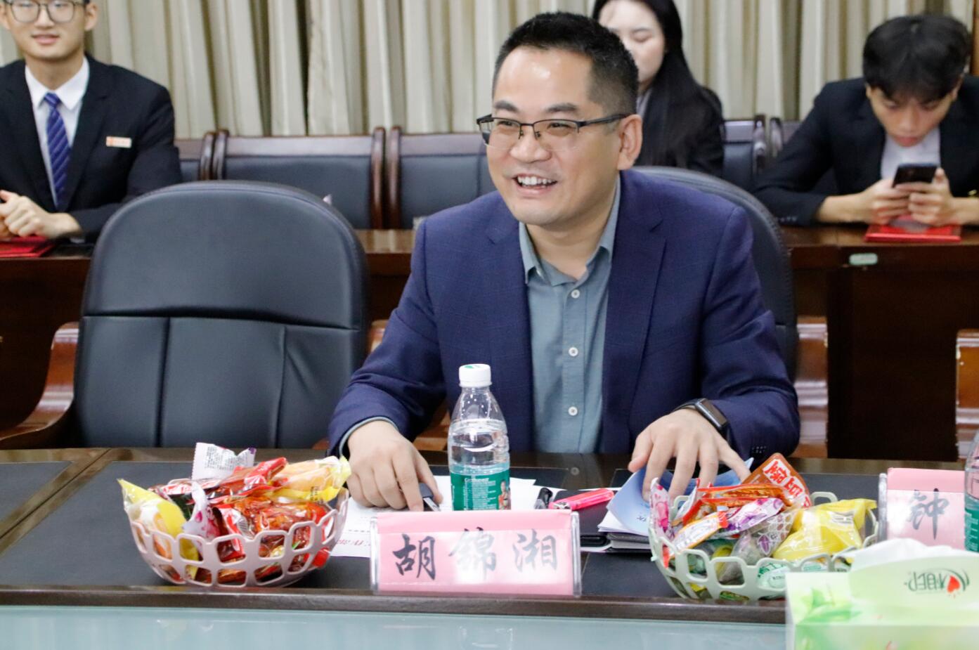 MK体育官网