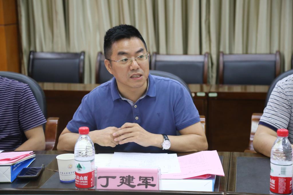 MK体育官网