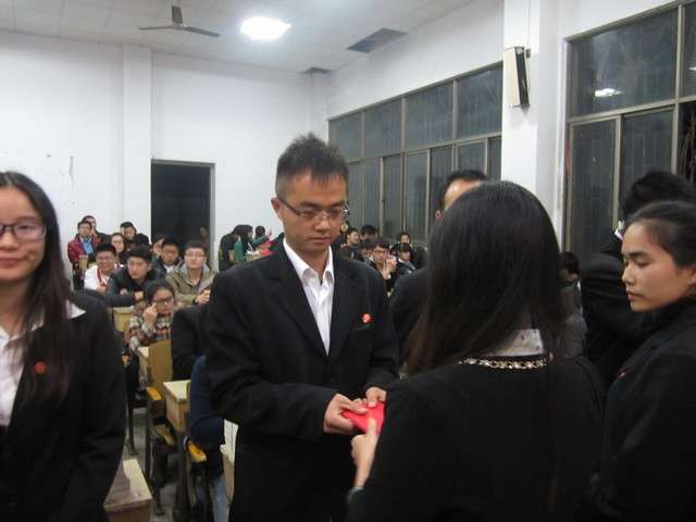 MK体育官网