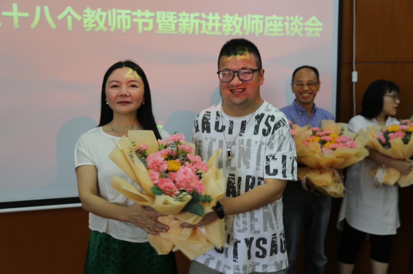 MK体育官网