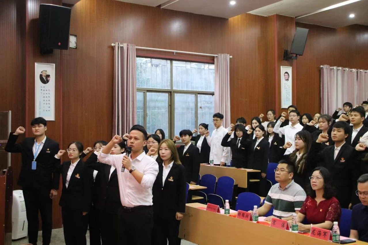 MK体育官网